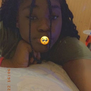 Meet your Posher, Maya